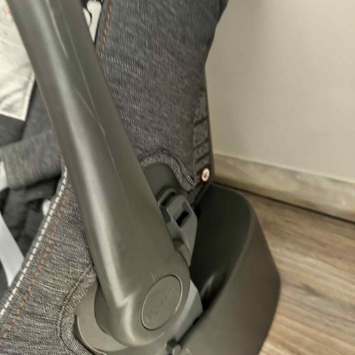 Inglesina Trilogy baby car seat used