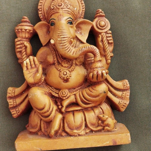 Lord Ganesh decorative showpiece statue used for home and temple decor