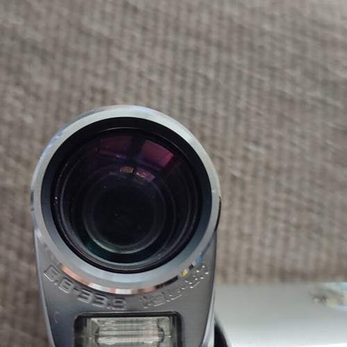 Sanyo Xacti Vintage Digital Camera 4MP with 60x Zoom and Accessories