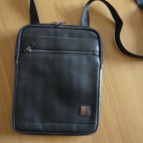 Samsonite men's bag made of genuine leather used, black