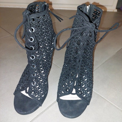 Zara peep-toe pump used, mesh with thin high heel