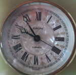 Table clock in excellent condition, not working