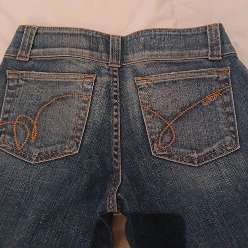Sarah Lawrence Jean like new, low waist, blue, straight leg with slight flare