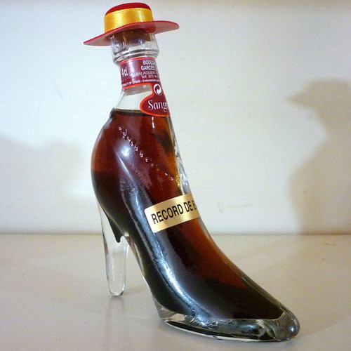 Souvenir miniature shoe with Spanish hat from Barcelona new