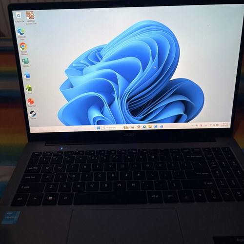 Acer Aspire Lite 15 laptop like new, 8GB RAM, 256GB SSD