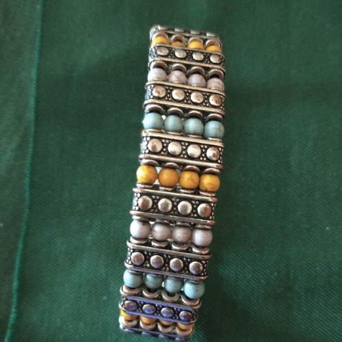 Metal bracelet like new with colored beads elastic