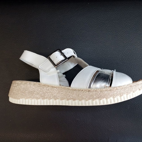 Leather platform sandals with silver detail, size 37