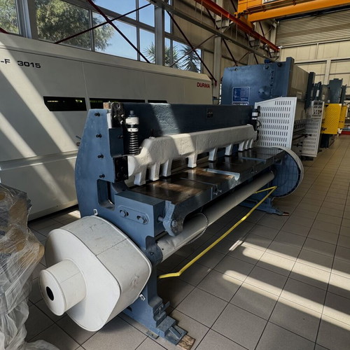 Electromechanical Sheet Metal Shear Strojaren Piesok NTV 2000/4 used