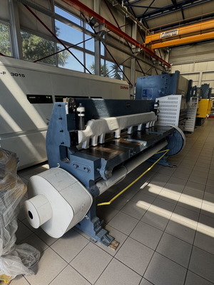 Electromechanical Sheet Metal Shear Strojaren Piesok NTV 2000/4 used