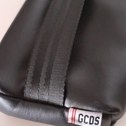 GCDS glasses pouch with cleaning cloth, black