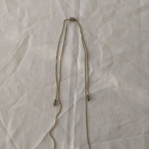 Necklace with adjustable mechanism, Accessories store