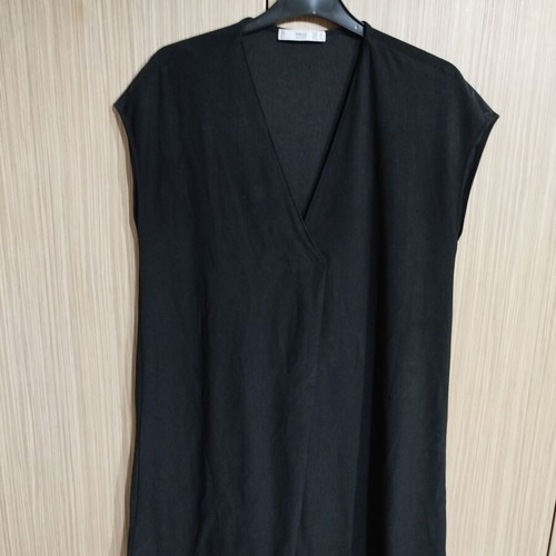 Mango black dress, short length, comfortable fit, size S