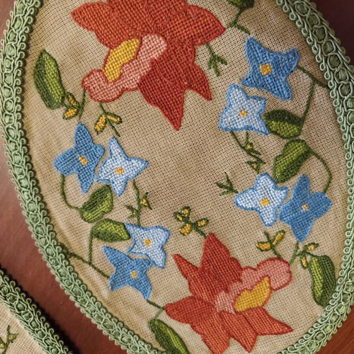 Handmade vintage table linen set used, 30x50 and 18x25 cm