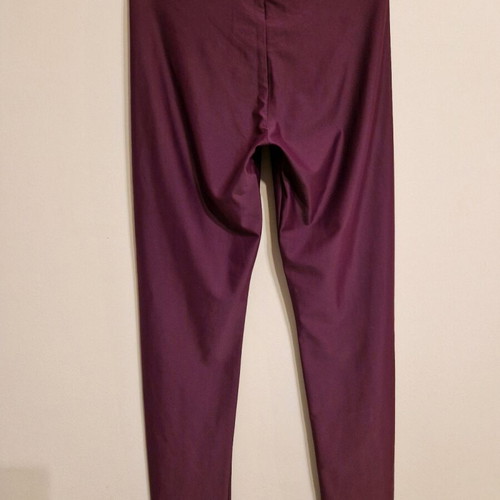 Enzzo shiny purple leggings medium like new