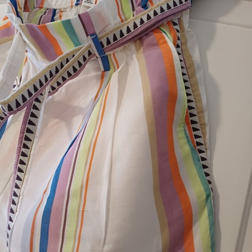 H&M x lemlem shorts like new, size Small, multicolor