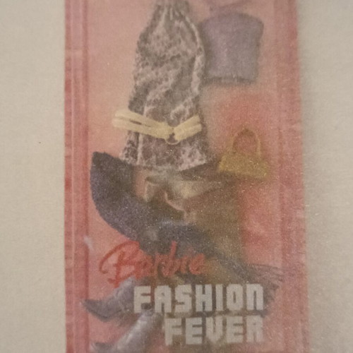 Barbie Fashion Fever Styles for 2 doll like new