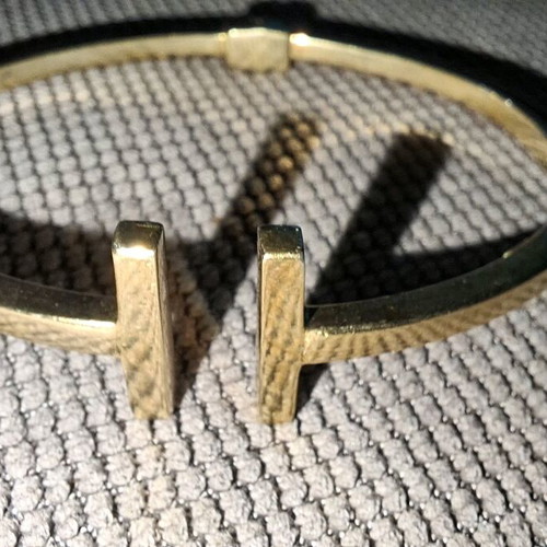 Silver 925 gold-plated bracelet that opens and closes like new, gold color