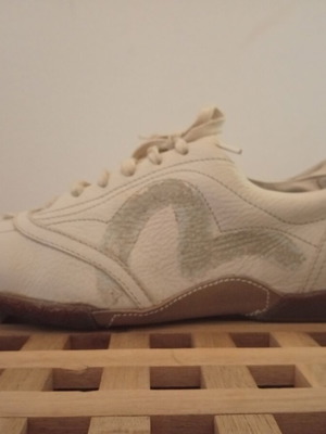 Evisu leather sneakers used, off white, size 41/42
