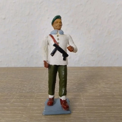 Athina figure with green beret used