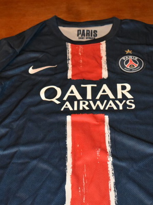 PSG Jersey No 7 Kvara like new official replica
