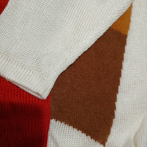 Vintage long ecru sweater with pattern new