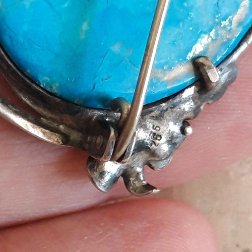 Vintage pin used with turquoise stone