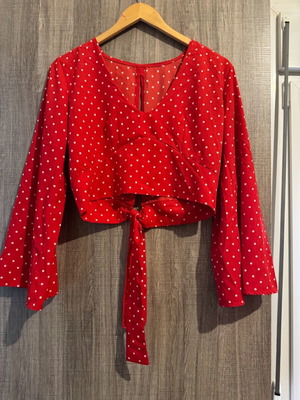 Top with unique back red like new, one size