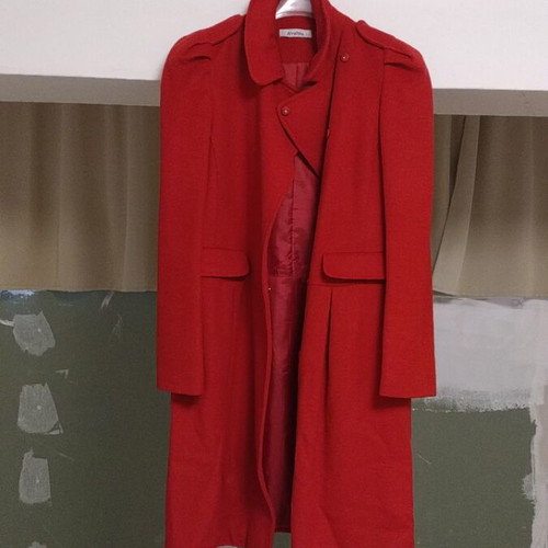 Anna Riska coat size L like new, red