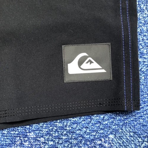 Quiksilver Boardshorts new men's swimwear size M