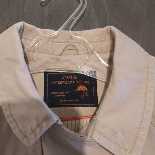 Zara kids trench coat 6 years like new, beige