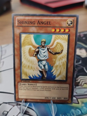 Shinning Angel 1st Edition card new