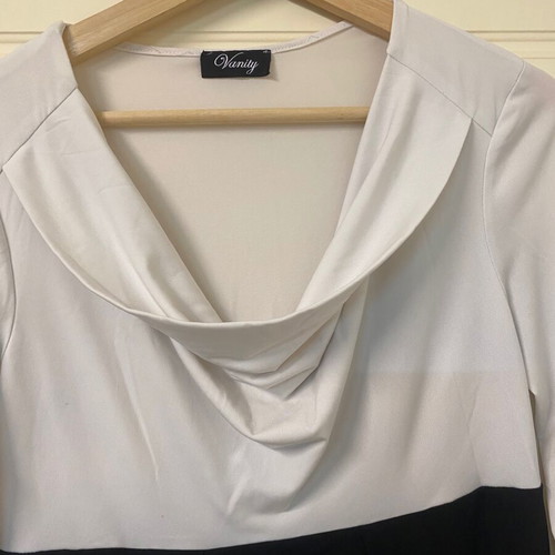 Black and white dress small like new