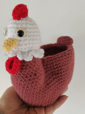 Handmade knitted hen decorative case new