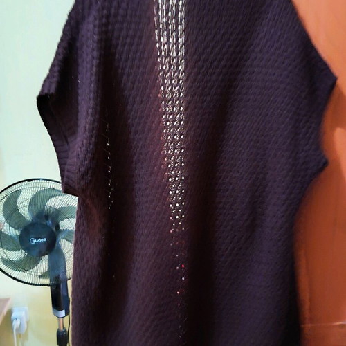 Tally Weily sleeveless cardigan used, burgundy color s/m