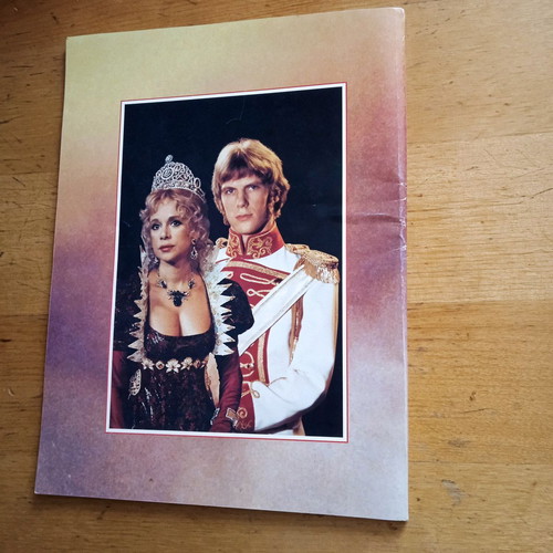 Theater Program "I Kyria Den Me Mellei" 1990-91 with Aliki Vougiouklaki