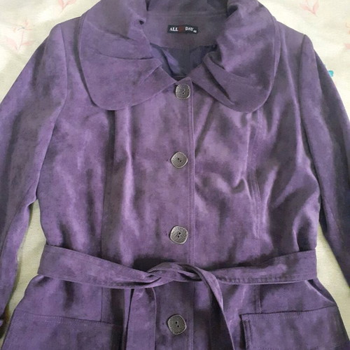 All Day trench coat purple like new, size 48