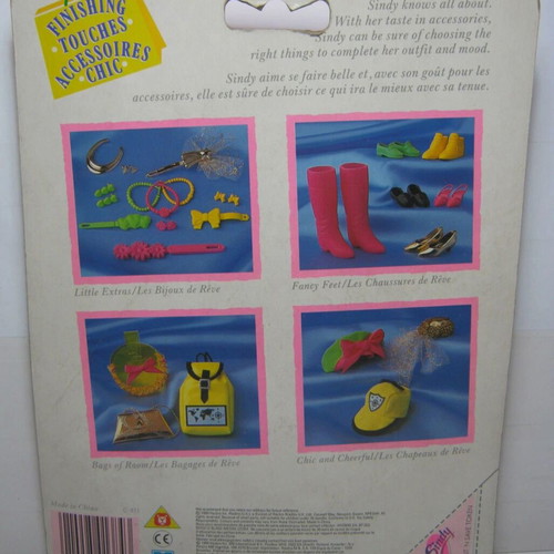 Hasbro Sindy Finishing Touches Accessories 1989 brand new