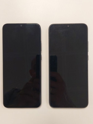 Samsung Galaxy A03 and Xiaomi Redmi 9A phones used, charging issue