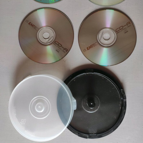 Set of 7 blank CDs and 1 bonus CD like new with case
