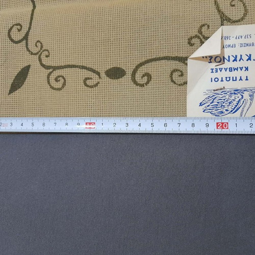 Stamped Embroidery Set "Kyknos" (Runner & 2 Napkins) new