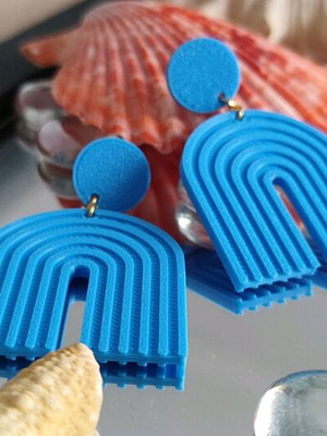 Blue hanging earrings new, stud type