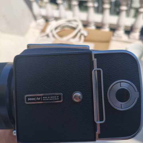 Hasselblad 500CM medium format camera set used with Carl Zeiss Sonnar 150mm and A12 back