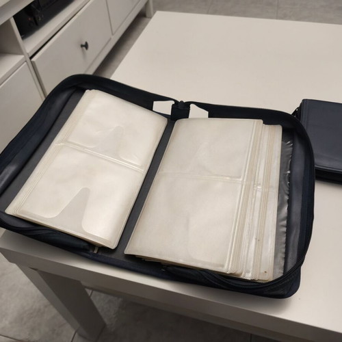 CD/DVD cases set of 2 used, blue, large and small