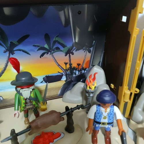 Playmobil Pirate Carrying Case like new
