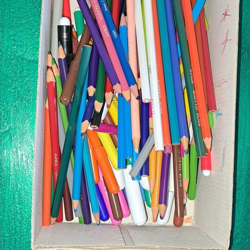 Markers and colored pencils used, pack of 45+57 pieces