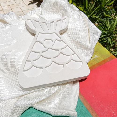 Plaster mermaid tails for painting, 26 cm, new