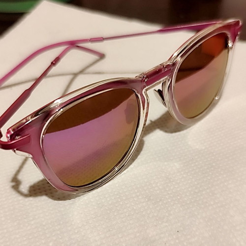 Feruccio Lavianni S909 sunglasses like new, round pink frame with mirror lenses