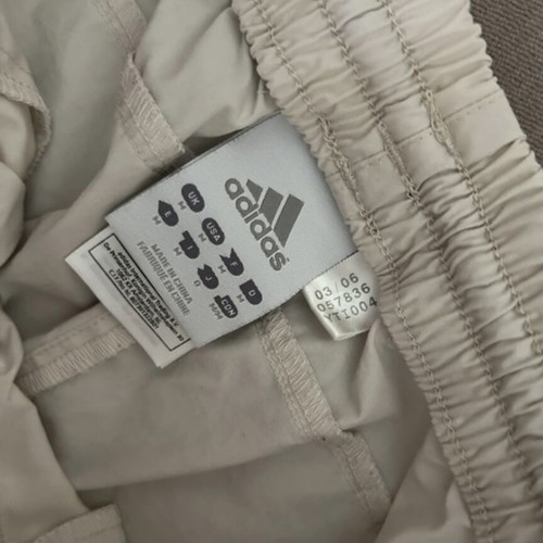 Adidas pants like new, very comfortable and airy