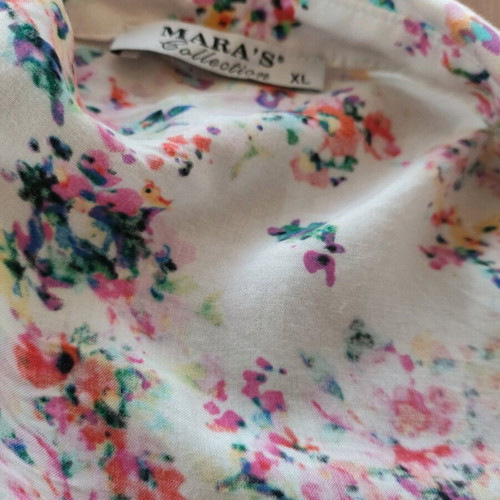 Floral long-sleeve shirt used, white multicolor, size XL