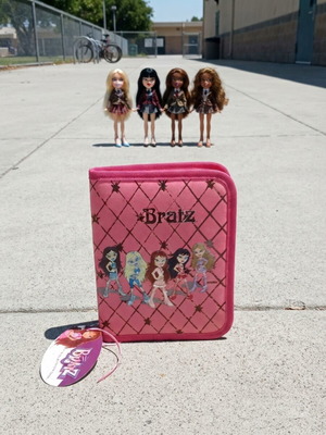 Bratz vintage collectible pencil case 2000s with Lyra stationery